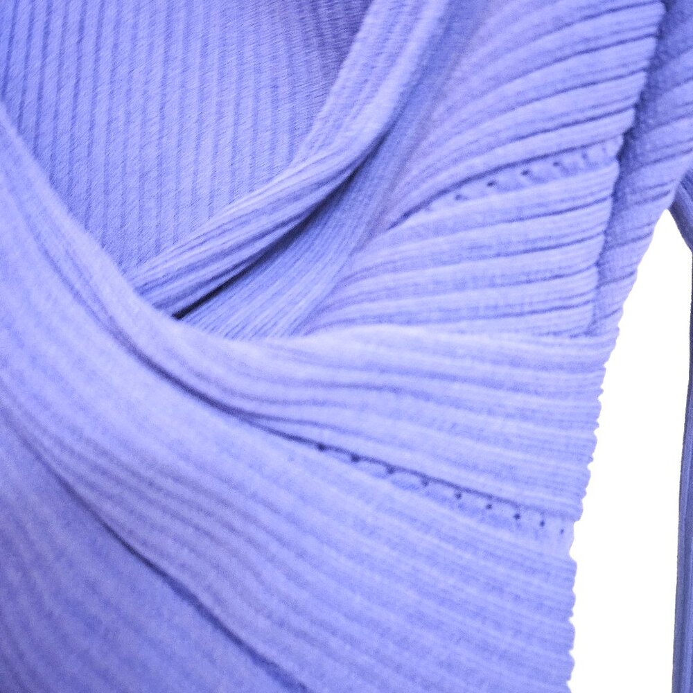 Eva Mendes Sexy V Neck purple ribbed cropped wrap sweater top XL - Picture 2 of 6